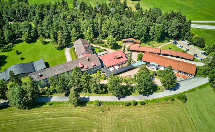 Aura Hotel Saulgrub Luftaufnahme 114 Marcgilsdorf