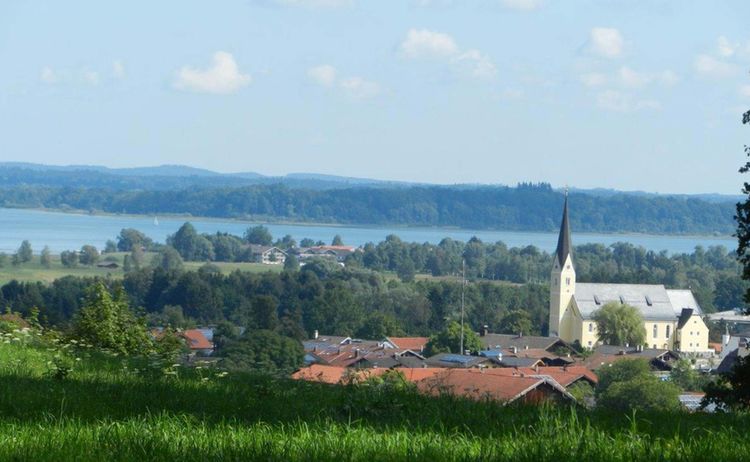 Dorfmitte Aus Kraimoos Copyright Tourist Info Bernau Am Chiemsee Web