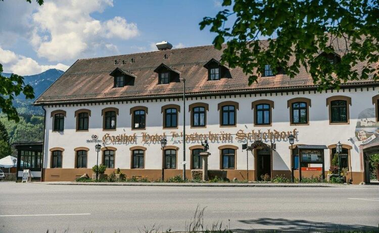 Klosterbraeu Schlehdorf Kochelsee Hotel Aussen Gebaeude 015 1