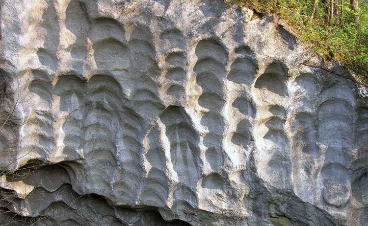 Skurrile Felsformationen bei Neubeuern versetzen Sie ins Staunen © Gemeinde Neubeuern