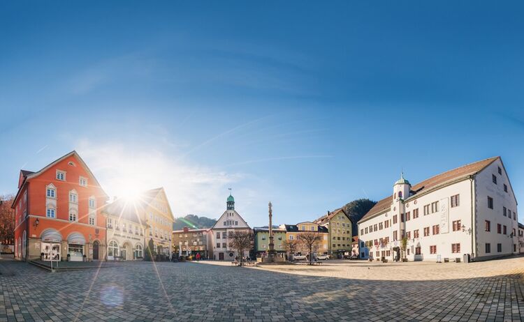 Web Version Marienplatz Panorama Herbst Tourist Information Immenstadt Tan Akman 1